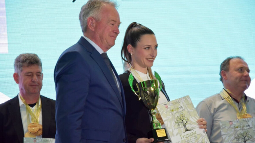 Eva Marija Čurin i Tomislav Duvnjak u New Yorku osvojili prva dva zlata za Hrvatsku