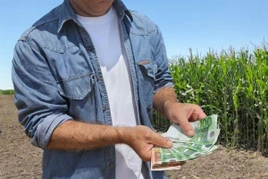 Suficit agrara premašio 600 miliona dolara!