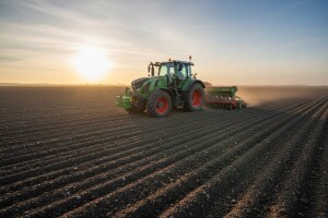 Novac za plaće osiguran, danas počinje i sjetva