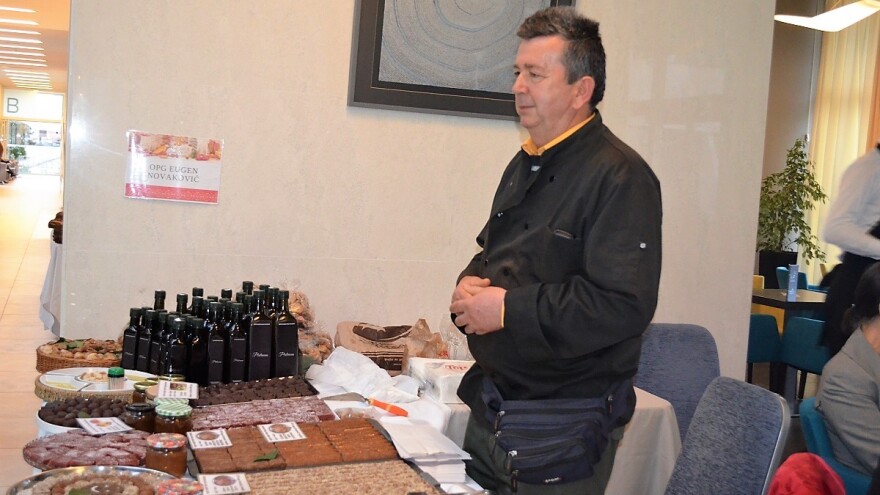 Ostao bez posla, razmišljao što će, a onda ugledao smokvenjake. Danas nosi titulu kralja smokava!