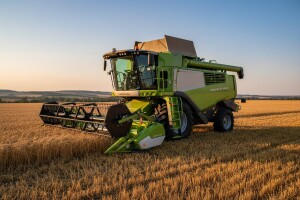 Novi ekološki usavršen tip kombajna