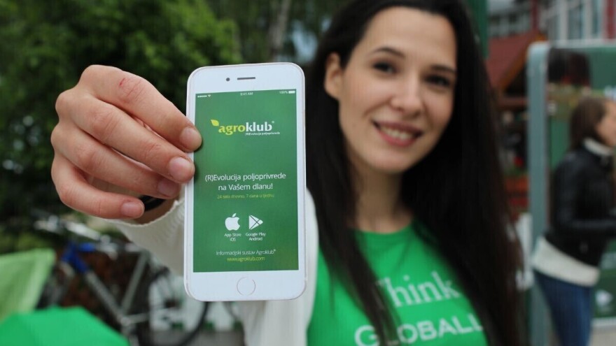 Najsrećniji posetilac Poljoprivrednog sajma dobio tablet od Agrokluba!