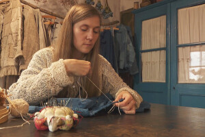 Moda iz prirode: Zašto je botanički otisak Vite Ivičič toliko poznat i nagrađivan?