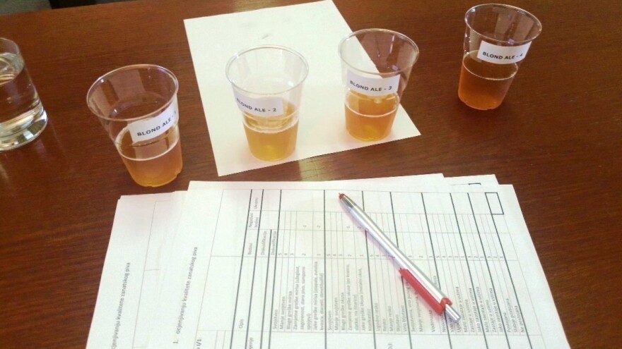Prvo ocjenjivanje zanatskih piva: Kušači u Osijeku istraživali pjenu i punoću okusa