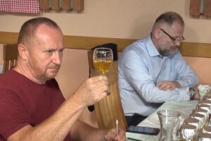 Damir Martić ima najbolji med od bagrema u Požeško-slavonskoj županiji
