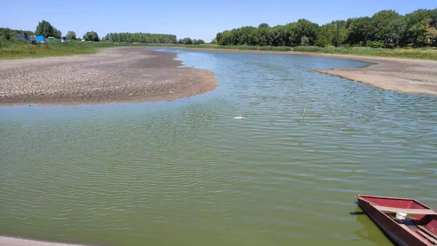 Ekološka katastrofa: Nestaje jezero nadomak Čonoplje, kod Sombora