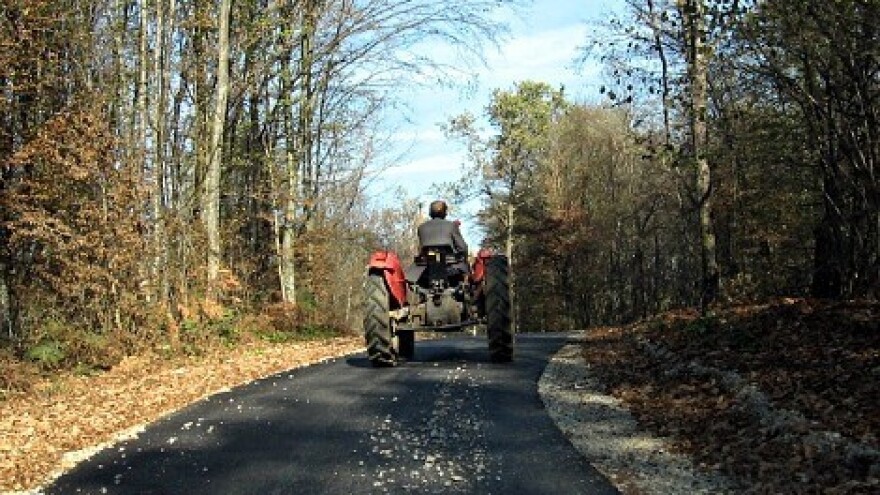 Općini Vojnić za asfaltiranje 2,1 milijuna