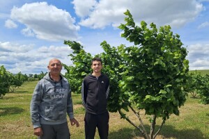 Od vojnika do eko pčelara: Željko Popović proizvodi med, lješnjak, a planiraju i turizam