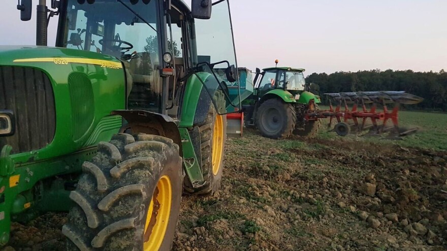 Završio školu, otvorio OPG i soji, kukuruzu i ječmu dodao uzgoj konoplje