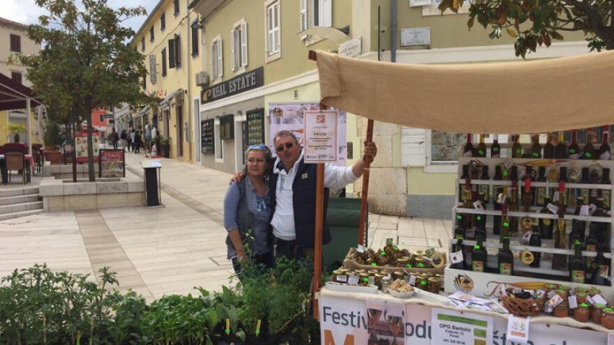 Prodaja proizvoda po turističkim kampovima