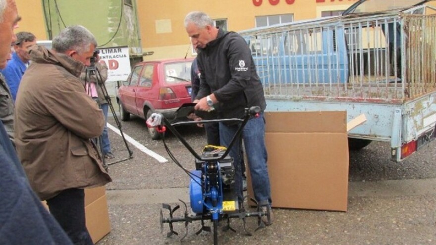 Plastenici i motokultivatori za male proizvođače