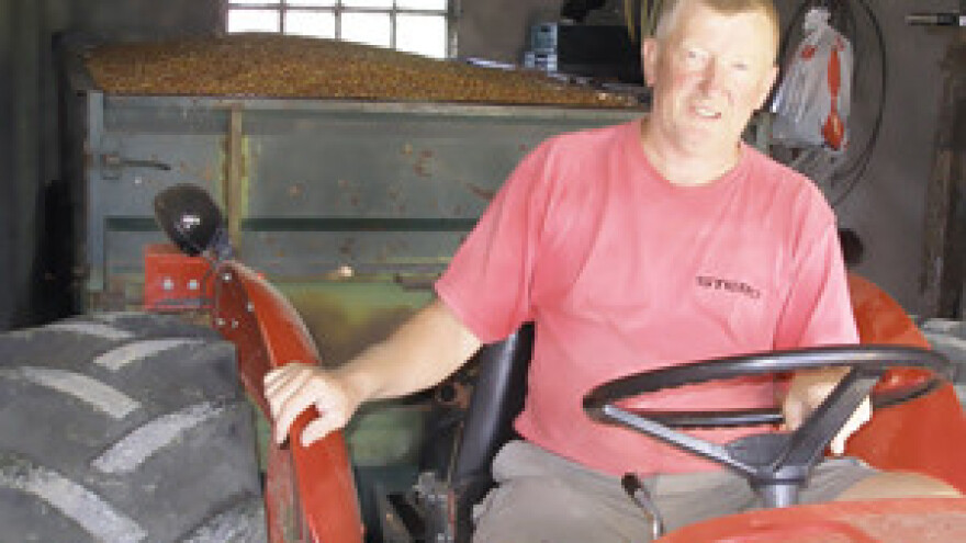 Orači  lemeše klepaju i plugove štelaju