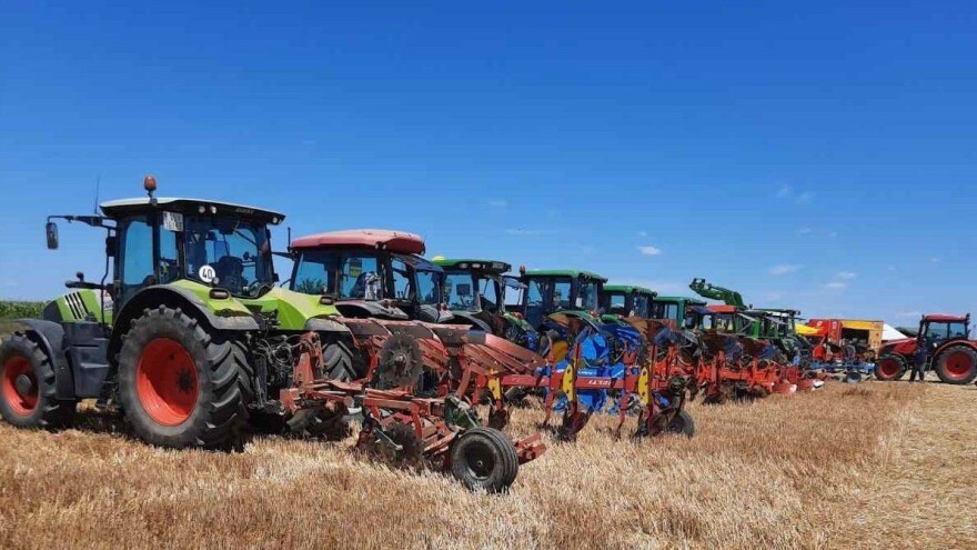 Najmlađi natjecatelj najbolji je orač u kategoriji plugova ravnjaka