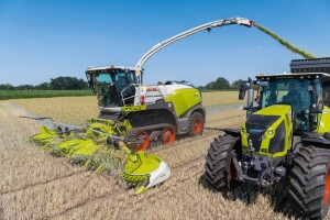 Claas predstavio silažni adapter Orbis 900 transportne širine 3 metra