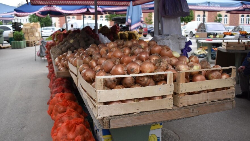 Državni inspektorat pokrenuo akciju nadzora tržnica - izrečeno više od 40.000 kuna kazni