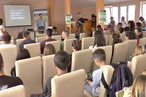 Ruma: Po 200.000 dinara za šest učenika sa najboljim biznis planovima