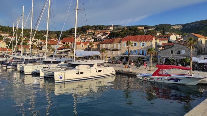Otok Hvar kao vinska destinacija - Bogdanuša najpoznatija, Plavac mali najvažnija sorta