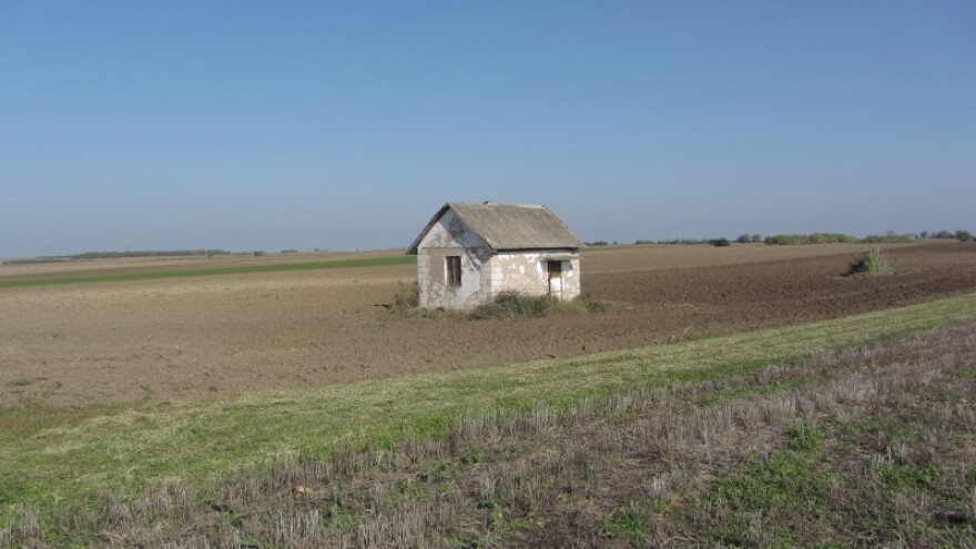 Čije je naše zemljište?