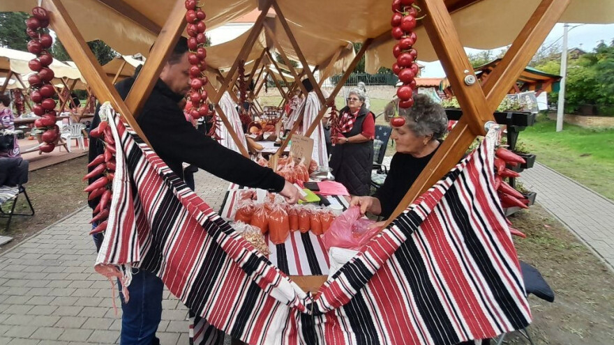 Prošetali smo Paprikafestom i provjerili koliko je ima ove godine