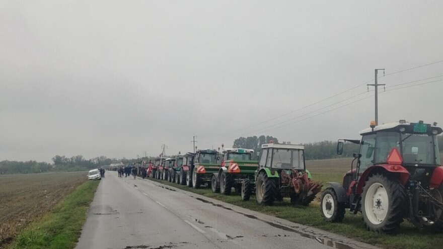 Poljoprivrednici večeras odlučuju da li će prihvatiti ponudu Ministarstva poljoprivrede