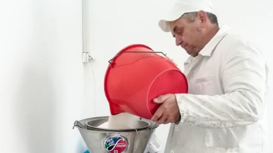 Pčelari Azbukovice prave vrhunske šećerne pogače