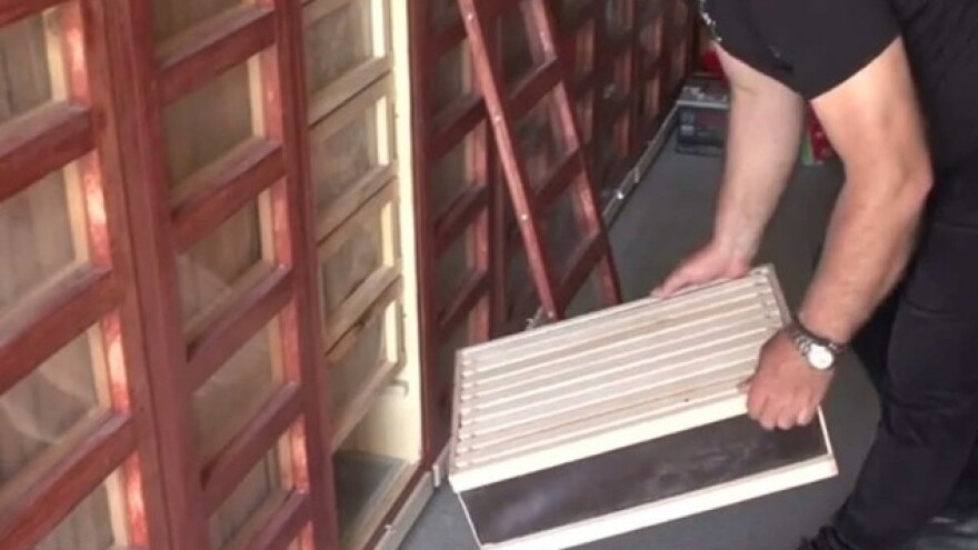 Moderno pčelarenje uz prikolicu - hladnjaču