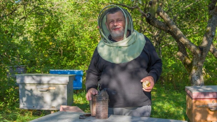 Do kraja sezone poletjet će 60 novih pčelara