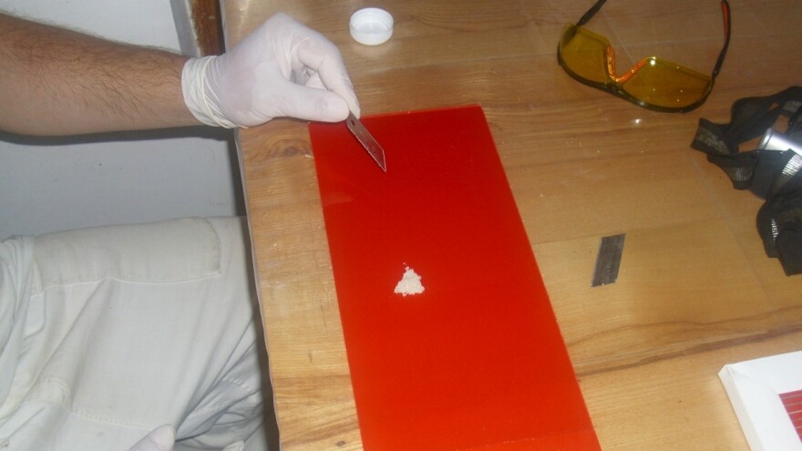 Pčelinji otrov - sporo sakupljanje, visoka cena