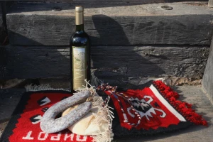 Zašto je peglana kobasica ljuta? Saznajte poslednjeg vikenda januara