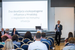 Cijepljenje peradi protiv ptičje gripe je skupo, a može dati i lažan osjećaj sigurnosti
