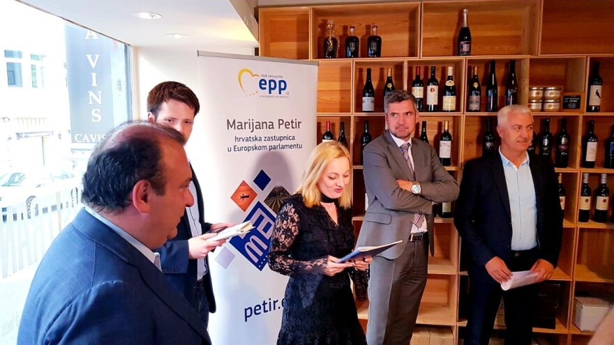 U Bruxellesu uz hrvatska misna vina, šunku i sir proslavljeni Dan državnosti te pet godina članstva u EU