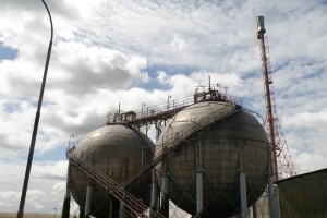 Obustavljen rad postrojenja za proizvodnju amonijaka Petrokemije, osigurane dovoljne količine mineralnih gnojiva