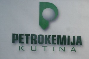 Država prodaje Petrokemiju!