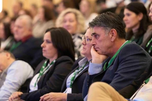 Plastiku u poljoprivrednom zemljištu možemo detektovati, ali količinu i uticaj teško