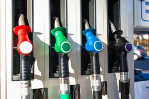 Plavi dizel opet skuplji: Vlada povukla novi potez oko goriva