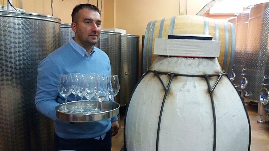 Vina u amforama su najbliže biodinamici, a jedna keramička boca košta pet eura