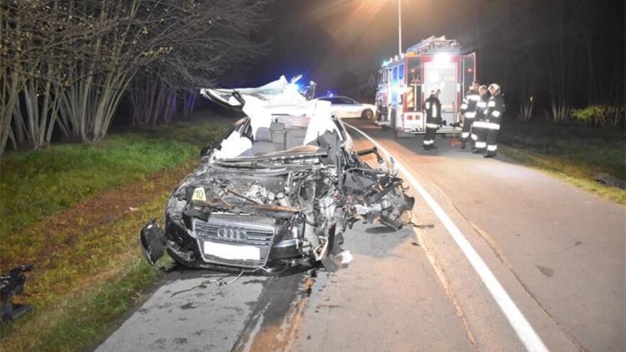 Pijani traktorist priključkom za sjetvu udario automobil - uhićen je