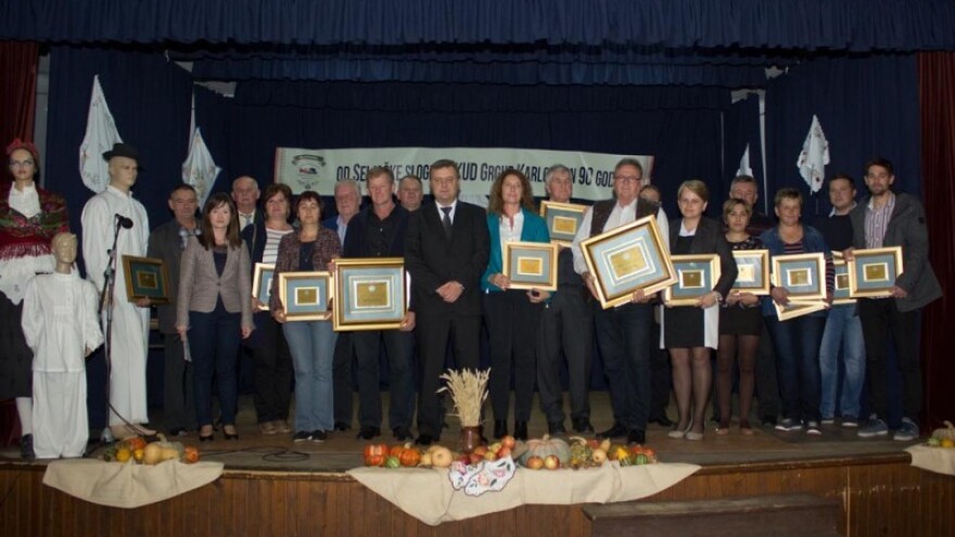 Podravska rakija travarica i liker od aronije najbolji