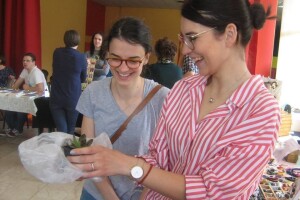 Podijelile presadnice i mladima i starima
