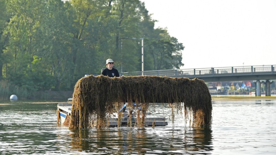 U Beču se iz Dunava svaki dan izvuče 90 tona vodenog bilja