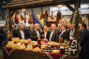 Poljoprivrednici iz Semberije na sajmu u Novom Sadu
