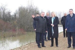 Vlada RS će pokriti određene troškove za poplavljenu poljoprivrednu infrastrukturu