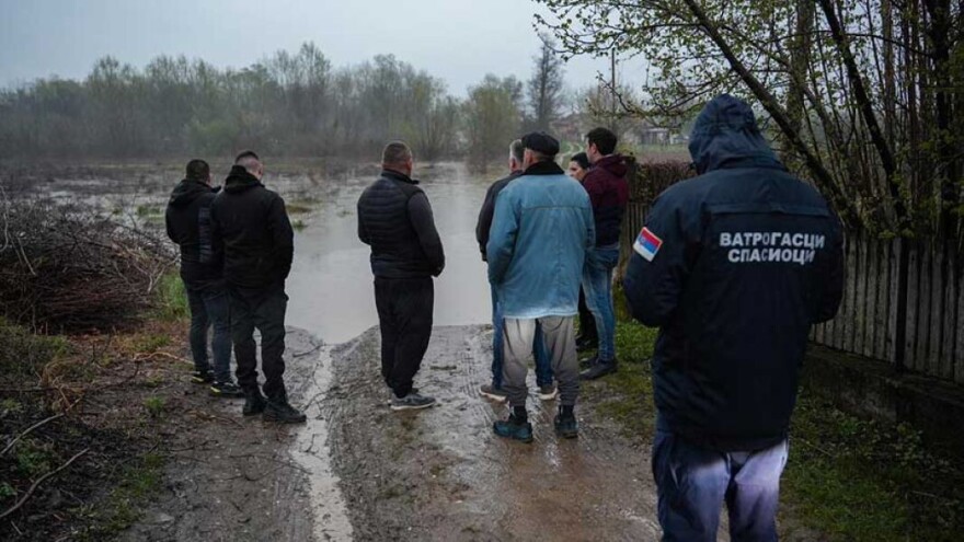 Izlio se Jadar kod Loznice, poplavljene njive