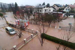 Poplavljena područja pod kontrolom, najugroženija bila punionica kisika