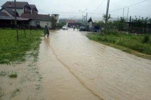 Za poplavljene objekte - 250 miliona dinara, savet za poljoprivrednike - besplatno