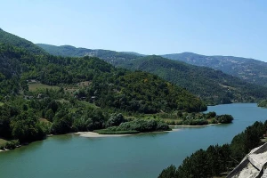 Potpećko jezero: Turističko-ribolovni kamp podstiče aktivni turizam