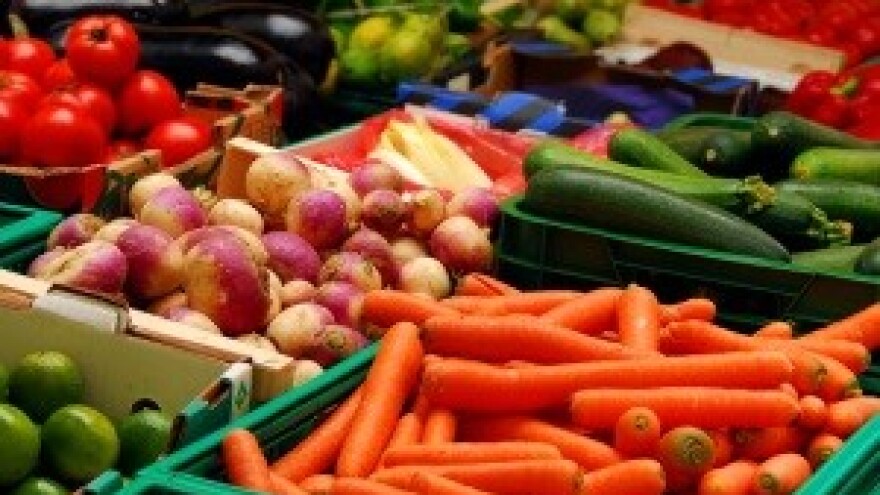 Na tržnice stigle fiskalne blagajne, s njima i inspektori