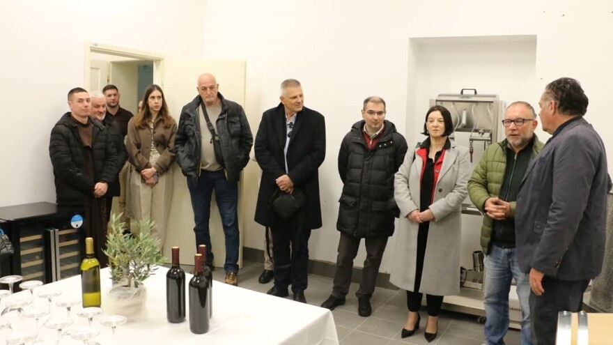 Praktično učenje u vinariji? Split otvorio Enološki praktikum za buduće stručnjake