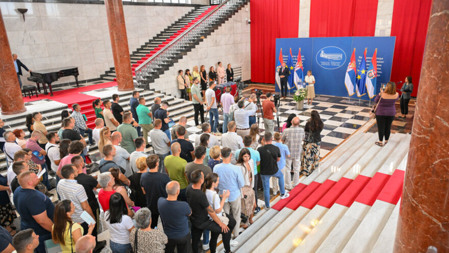 Vojvođanskim poljoprivrednicima uručeni ugovori vredni 550 miliona dinara