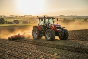 Predstavljena nova serija traktora MF 6700 S!